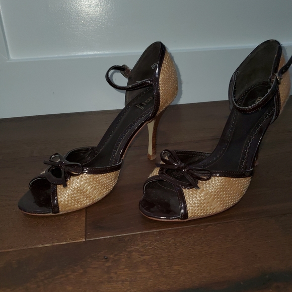 (Bundle 3 for $20)Summer Heels - Picture 2 of 4